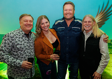 Blake-Shelton11626.jpg