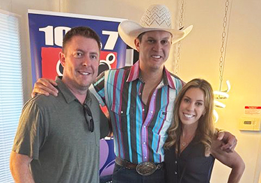 jonpardi73126.jpg