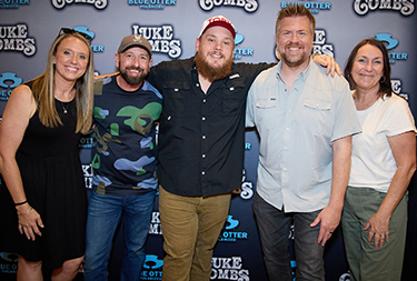 Luke-Combs51326.jpg